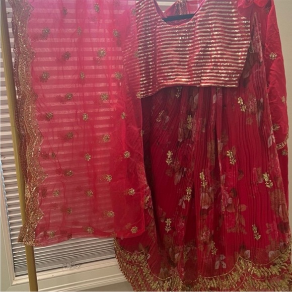 Elegant Red Floral Lehenga - Picture 2 of 3